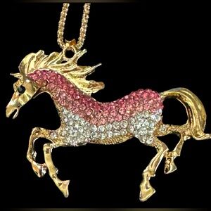 🐴 NWT! Running Pink White Crystal Horse Necklace